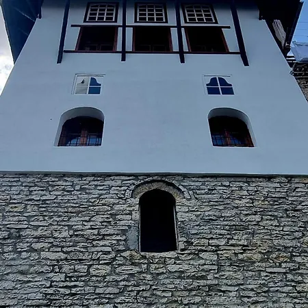 بيت ضيافة Sorlesa Gjirokastër
