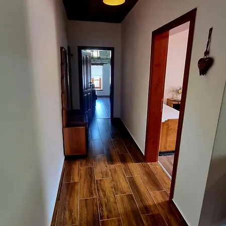 بيت ضيافة Sorlesa Gjirokastër