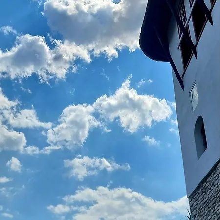 Sorlesa بيت ضيافة *